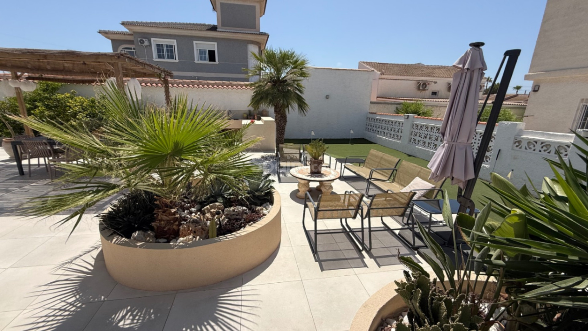 Resale - Villa -
Torrevieja - Costa Blanca Sur