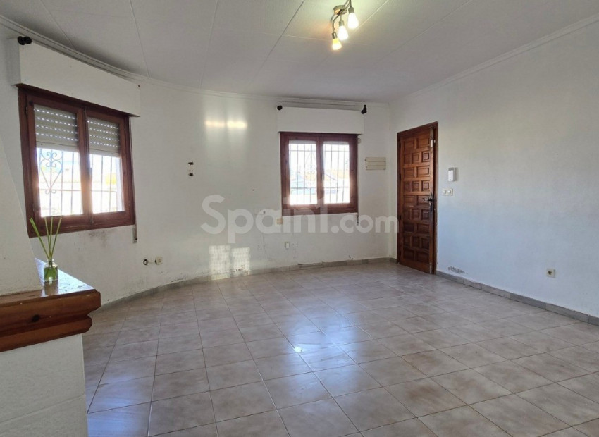 Resale - Villa -
Torrevieja - El Chaparal