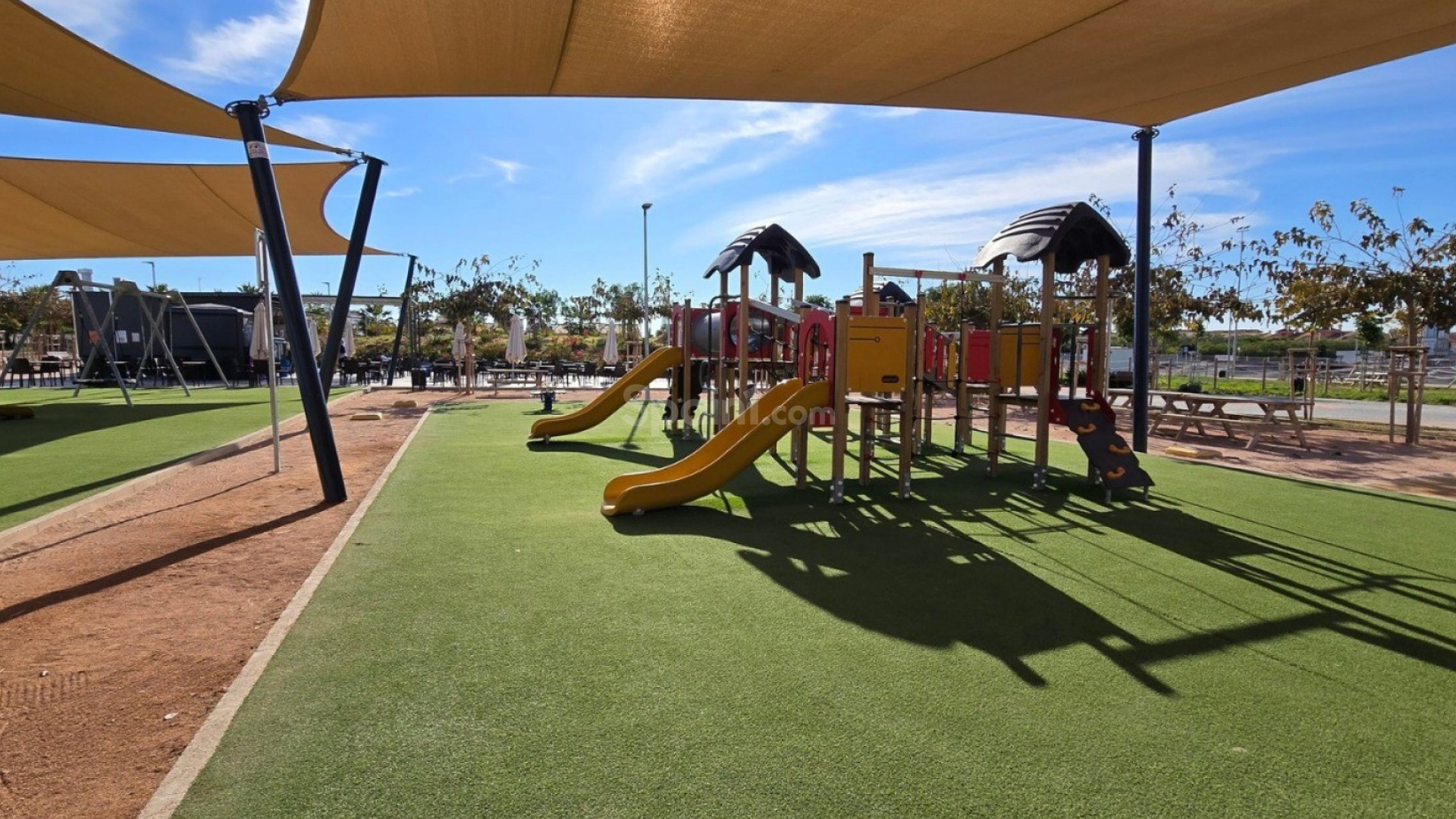 Resale - Villa -
Torrevieja - El Chaparal