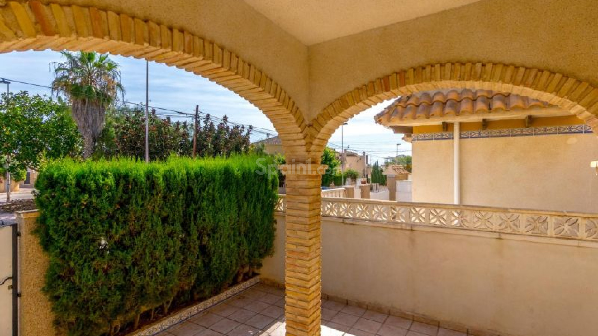 Resale - Villa -
Torrevieja - La Rosaleda