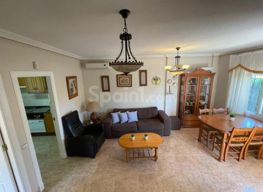 Resale - Villa -
Torrevieja - La Rosaleda