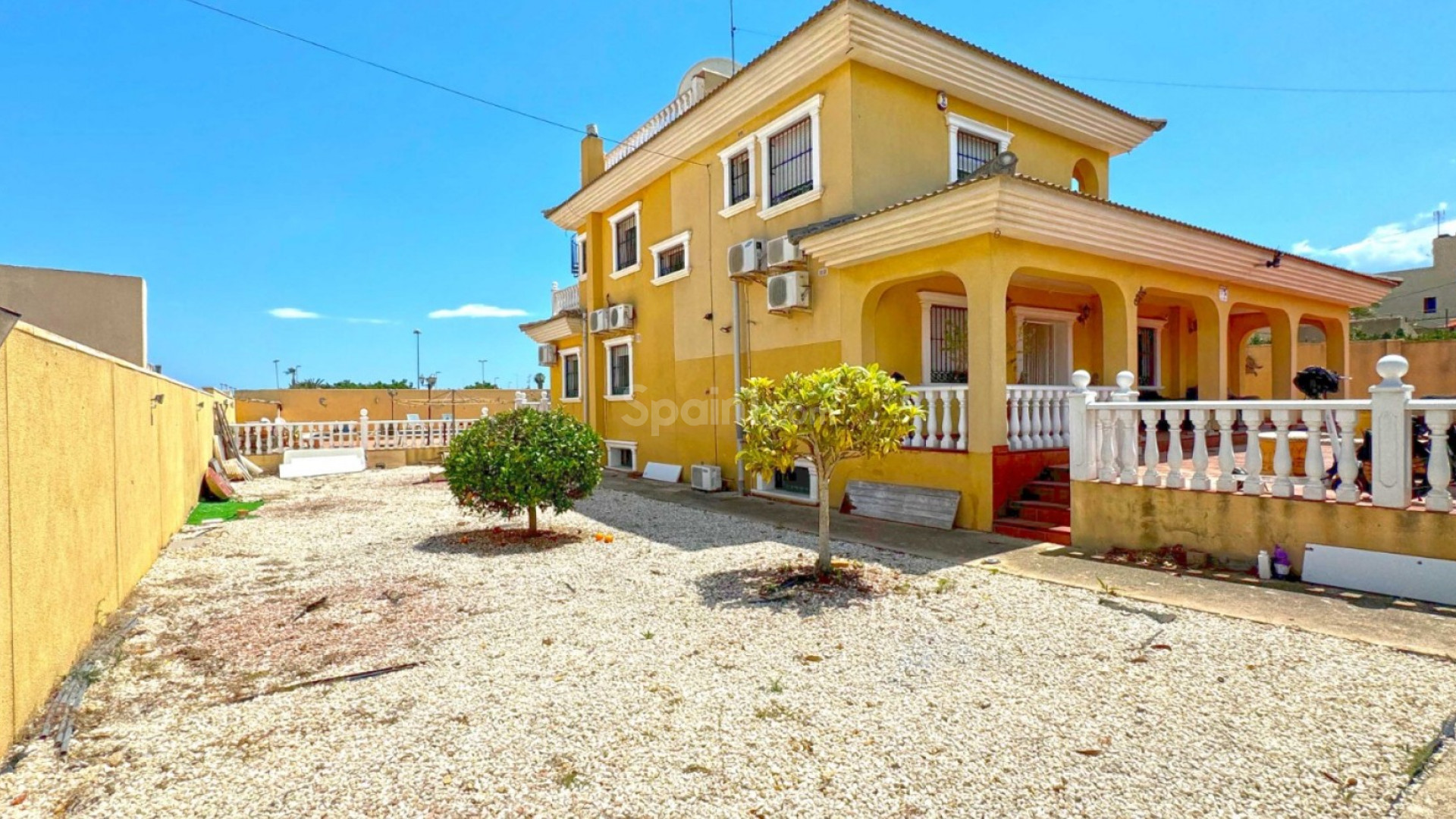 Resale - Villa -
Torrevieja - Los Balcones