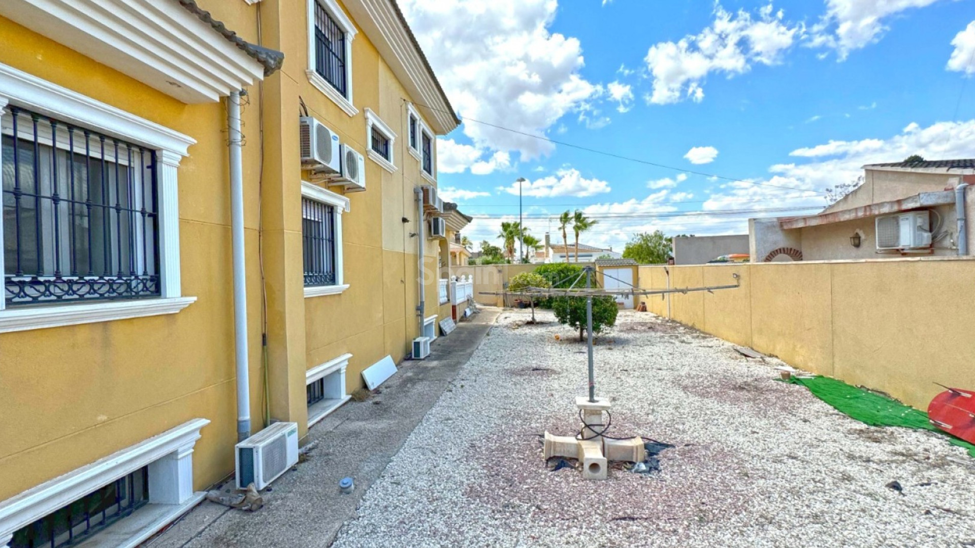 Resale - Villa -
Torrevieja - Los Balcones