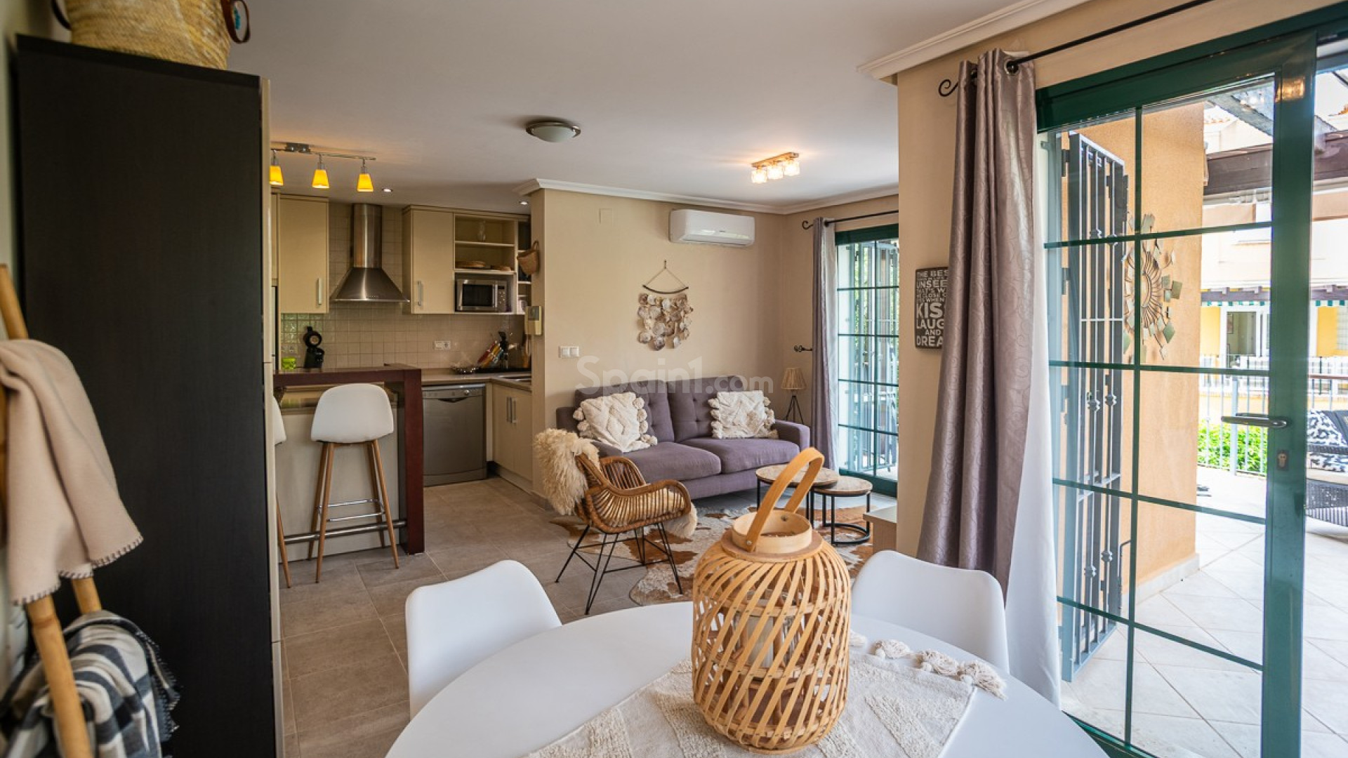 Resale - Villa -
TORREVIEJA - Los Balcones