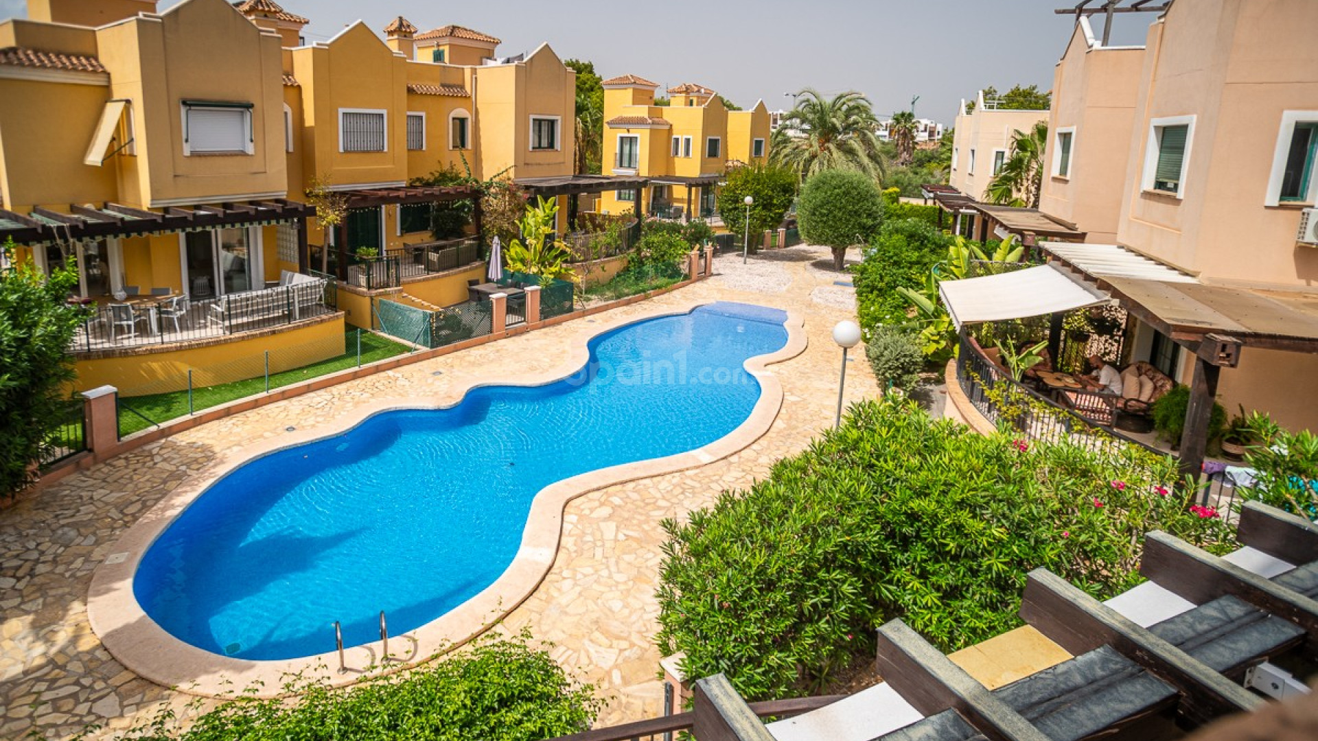 Resale - Villa -
TORREVIEJA - Los Balcones