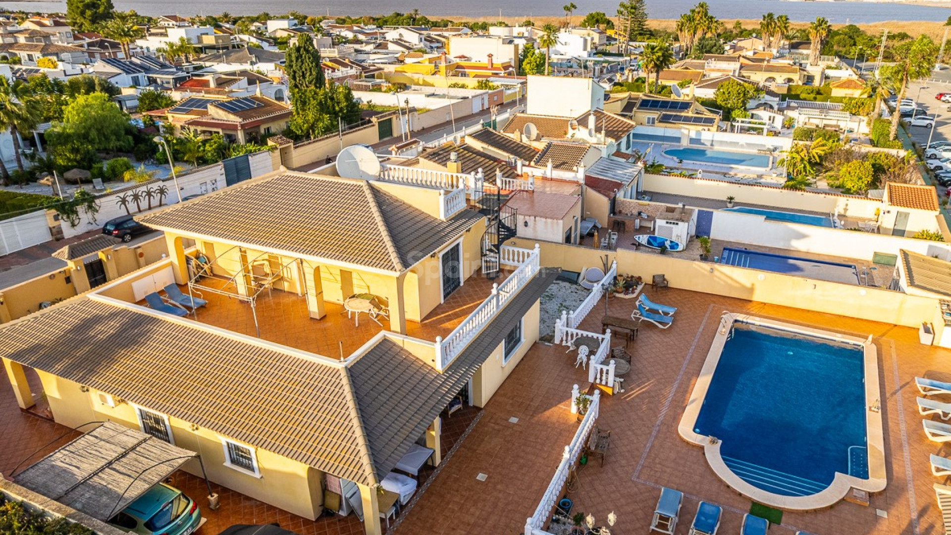 Resale - Villa -
TORREVIEJA - Los Balcones