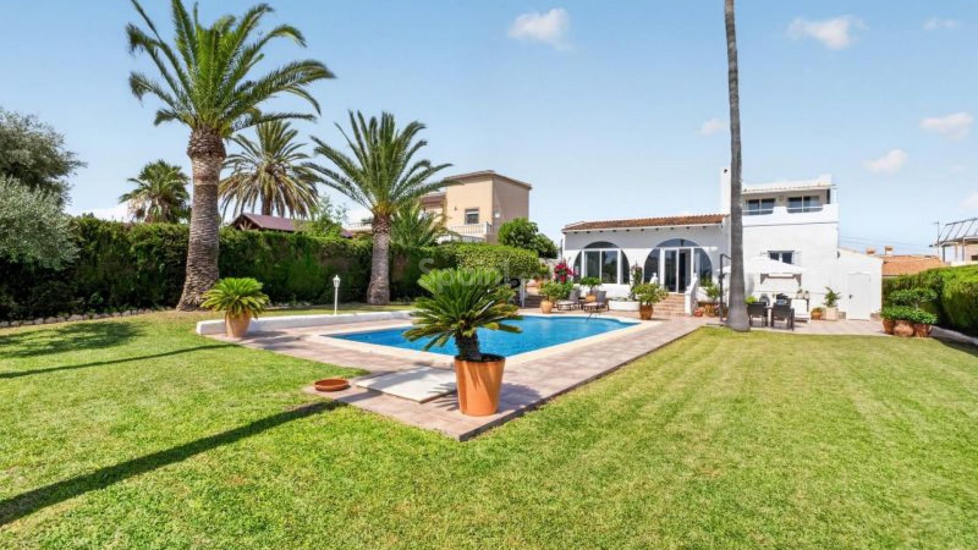 Resale - Villa -
Torrevieja - Los Balcones