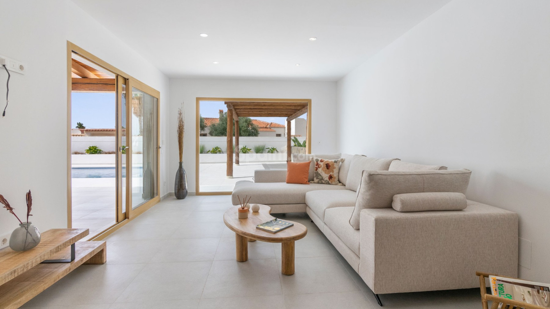 Resale - Villa -
TORREVIEJA - Torreta Florida