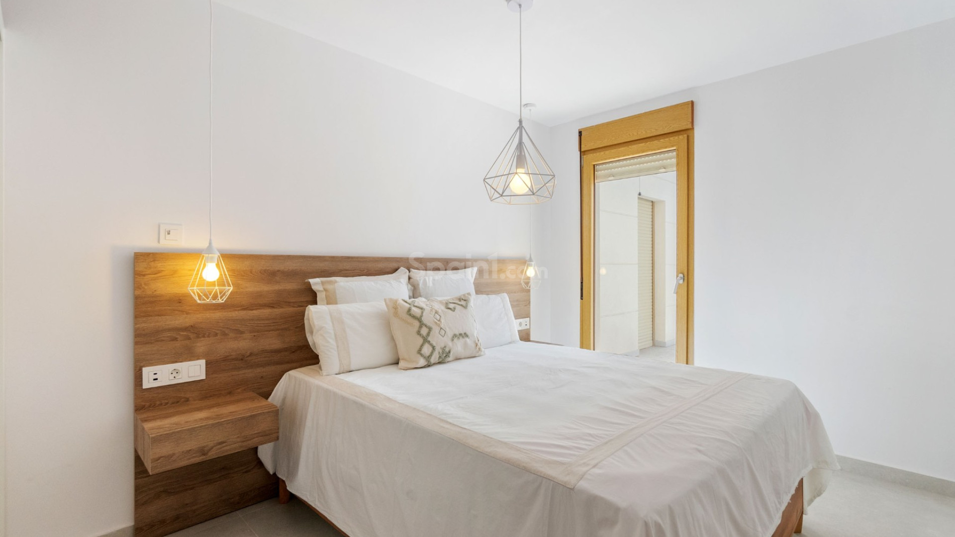 Resale - Villa -
TORREVIEJA - Torreta Florida