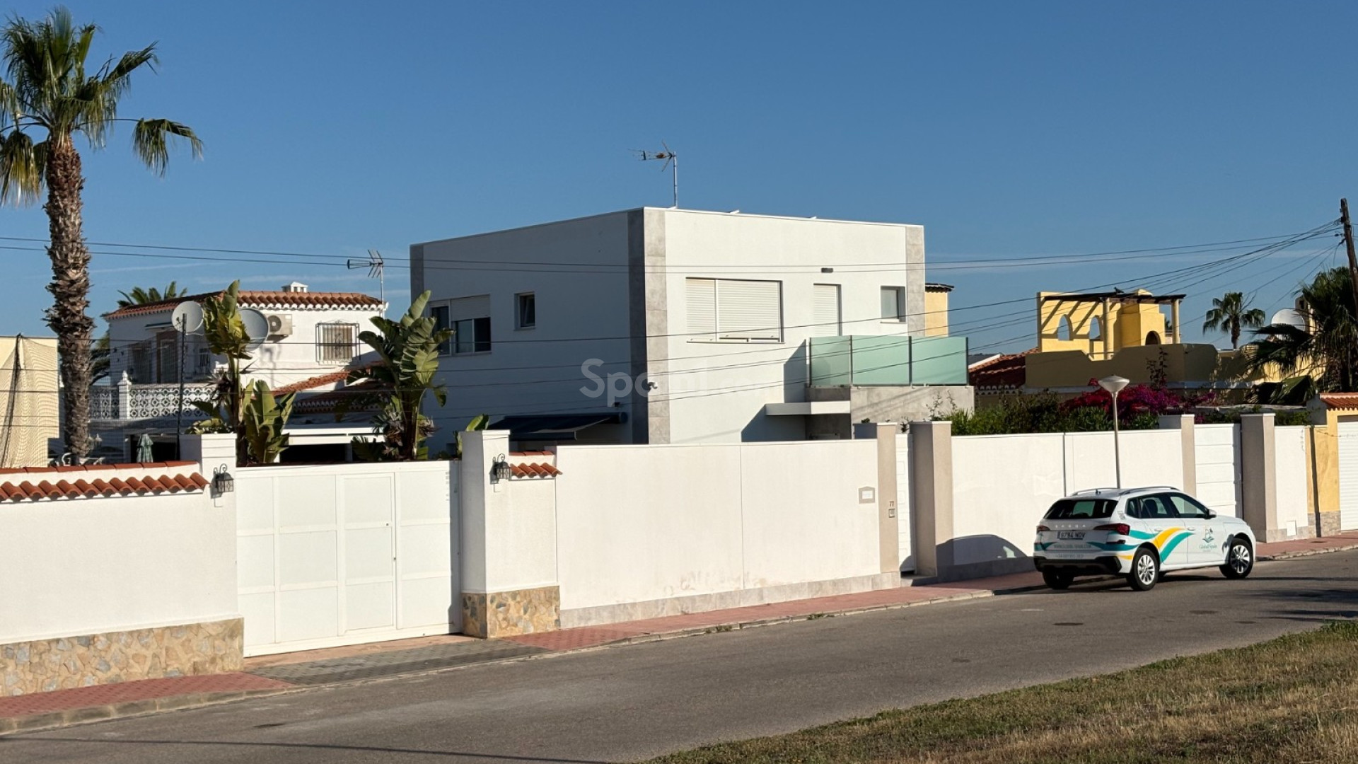 Resale - Villa -
TORREVIEJA - Torreta - Florida