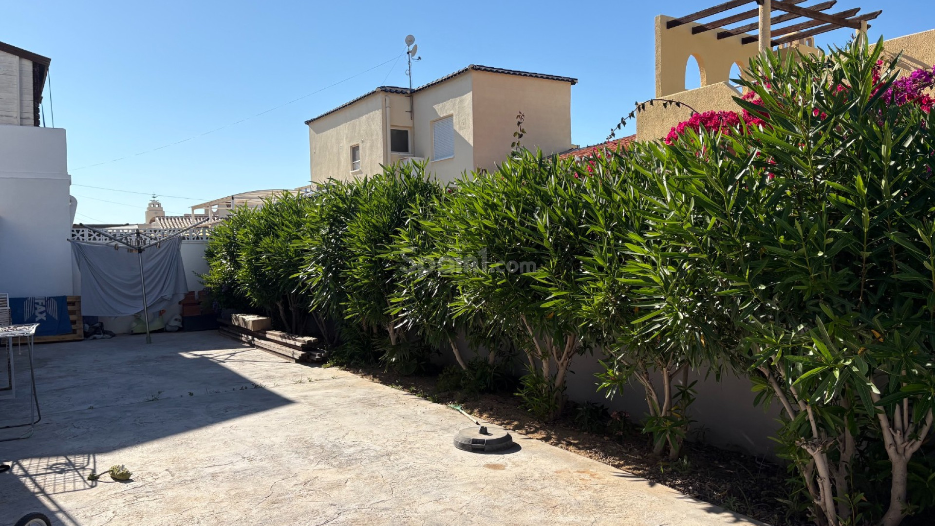 Resale - Villa -
TORREVIEJA - Torreta - Florida