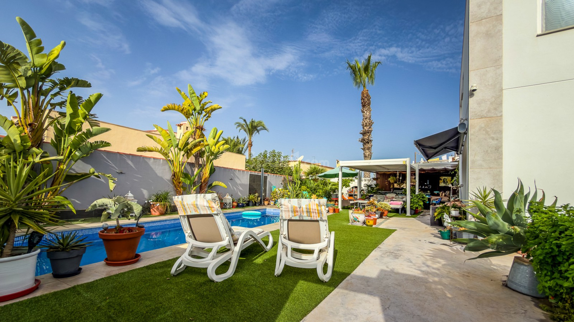 Resale - Villa -
TORREVIEJA - Torreta - Florida