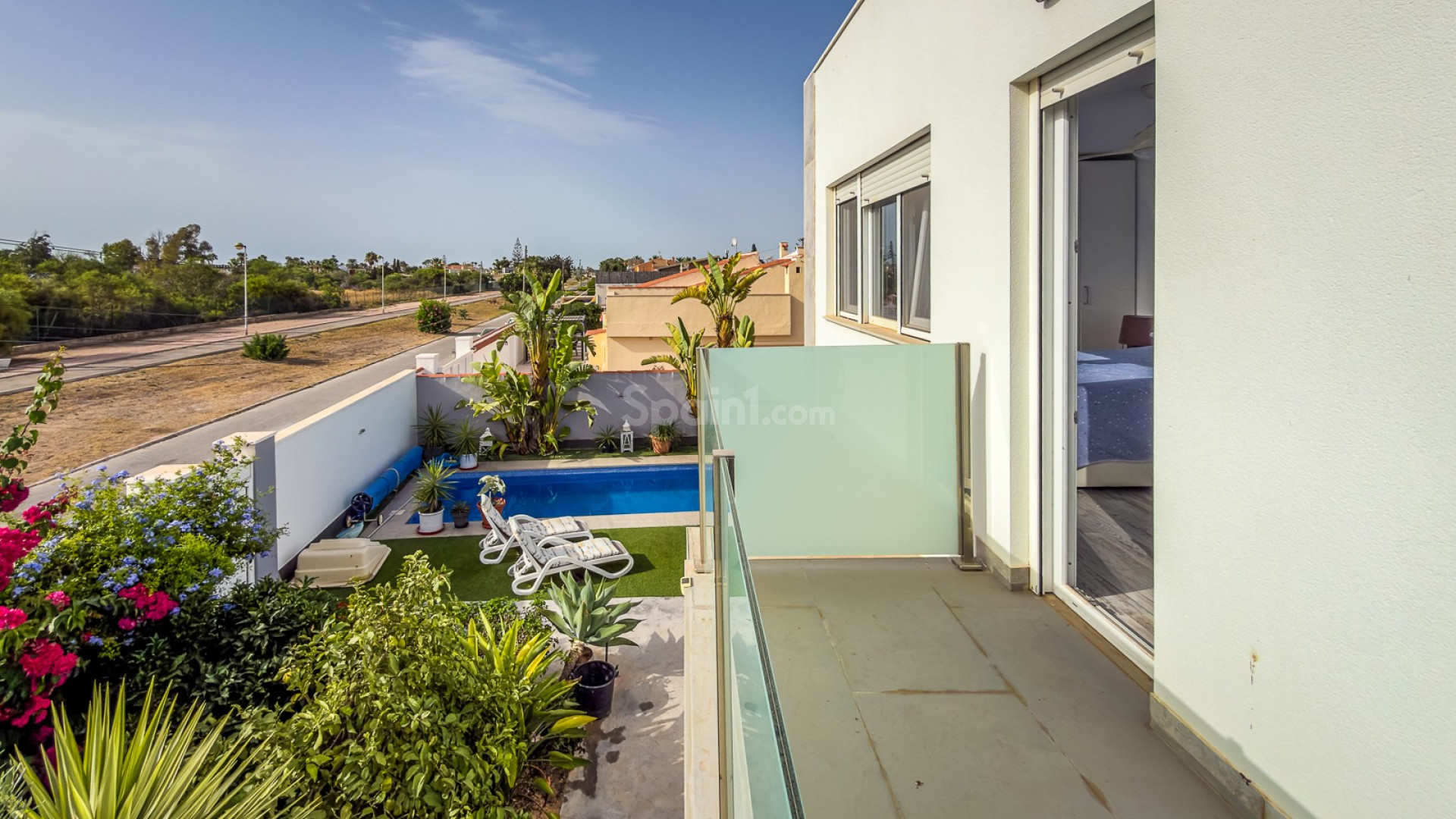 Resale - Villa -
TORREVIEJA - Torreta - Florida