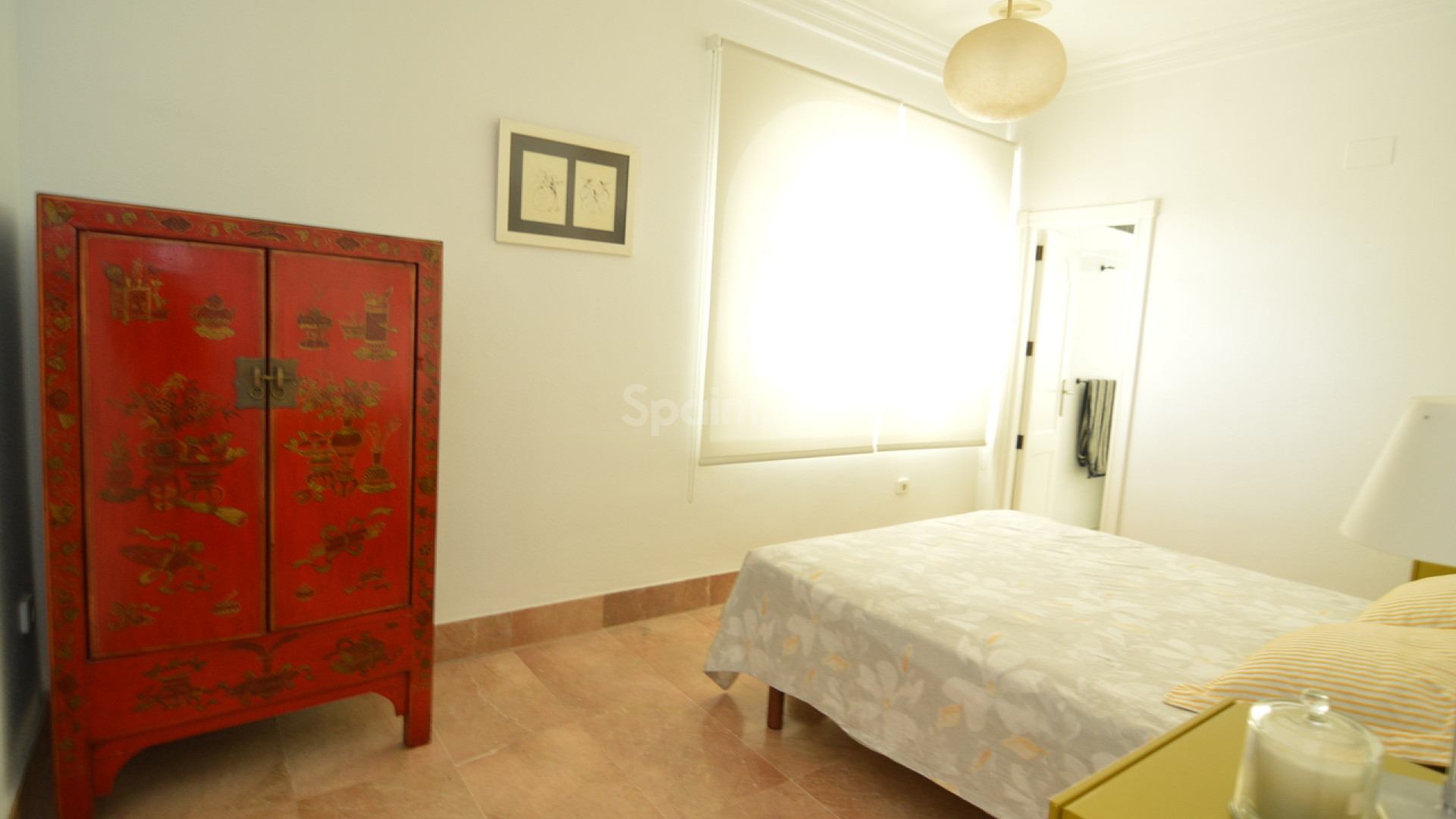 Resale - Villa -
Torrevieja