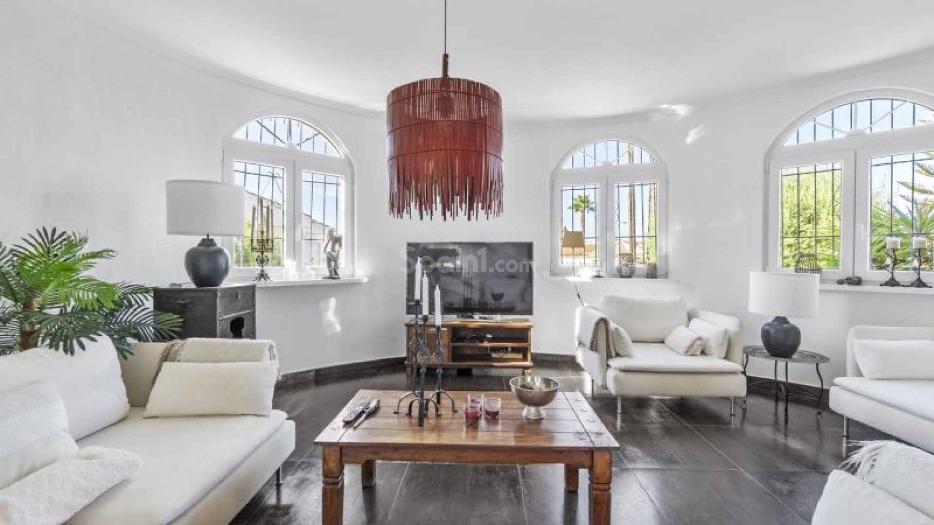 Resale - Villa -
Torrevieja