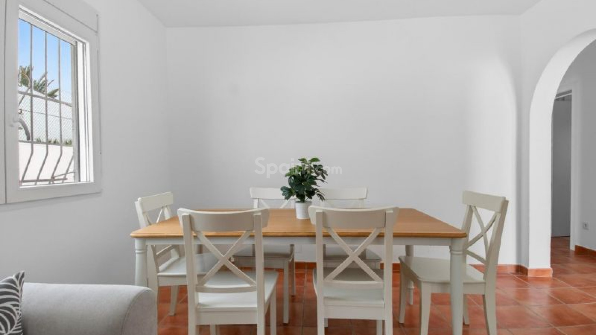 Resale - Villa -
Torrevieja