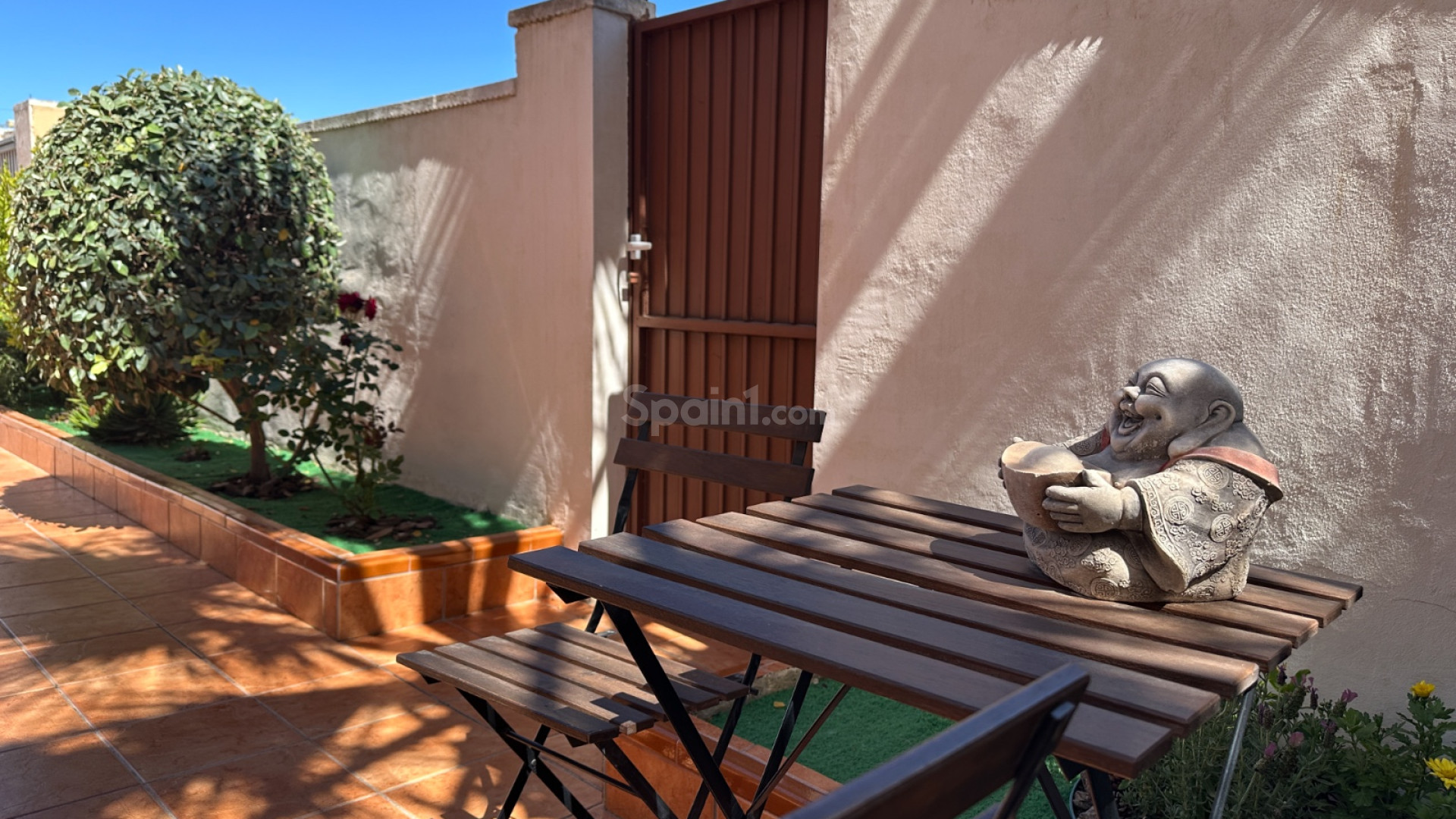 Resale - Villa -
Torrevieja