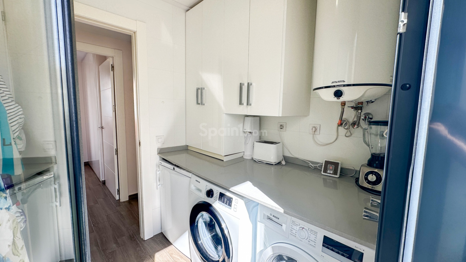 Resale - Villa -
Torrevieja