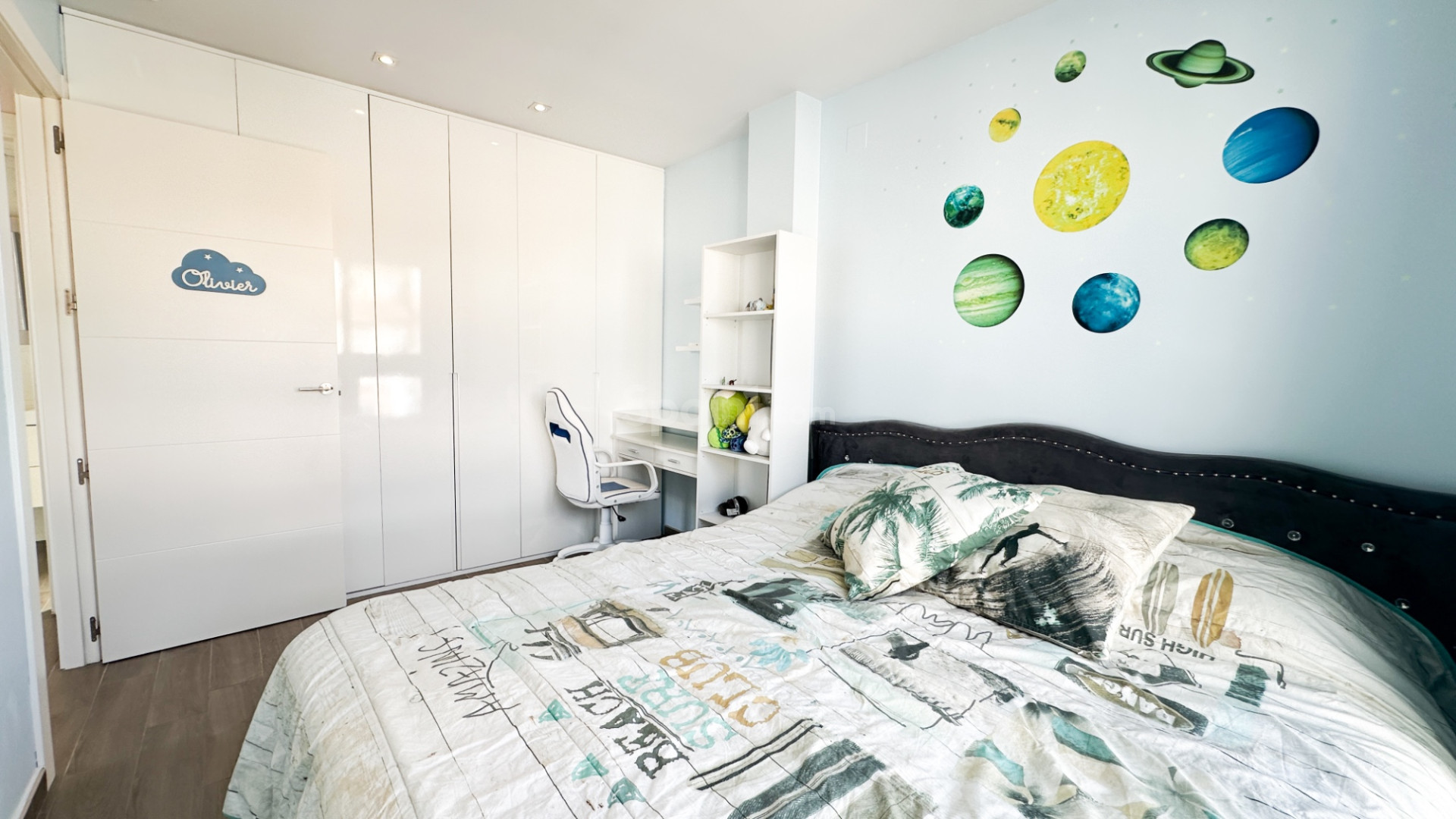 Resale - Villa -
Torrevieja