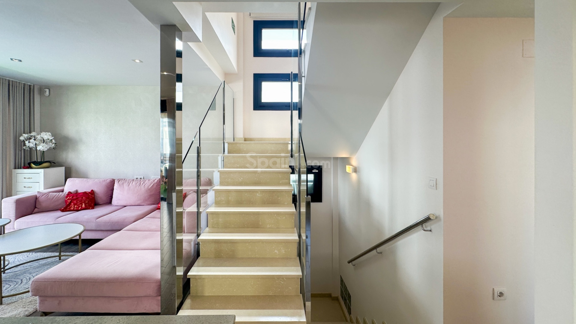Resale - Villa -
Torrevieja