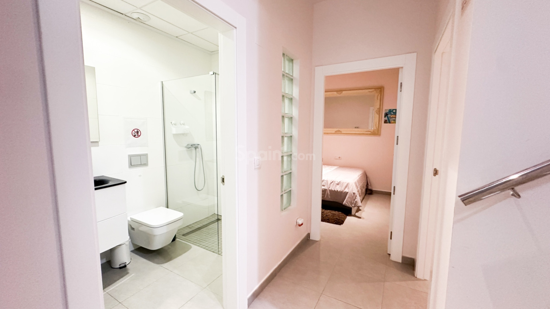 Resale - Villa -
Torrevieja