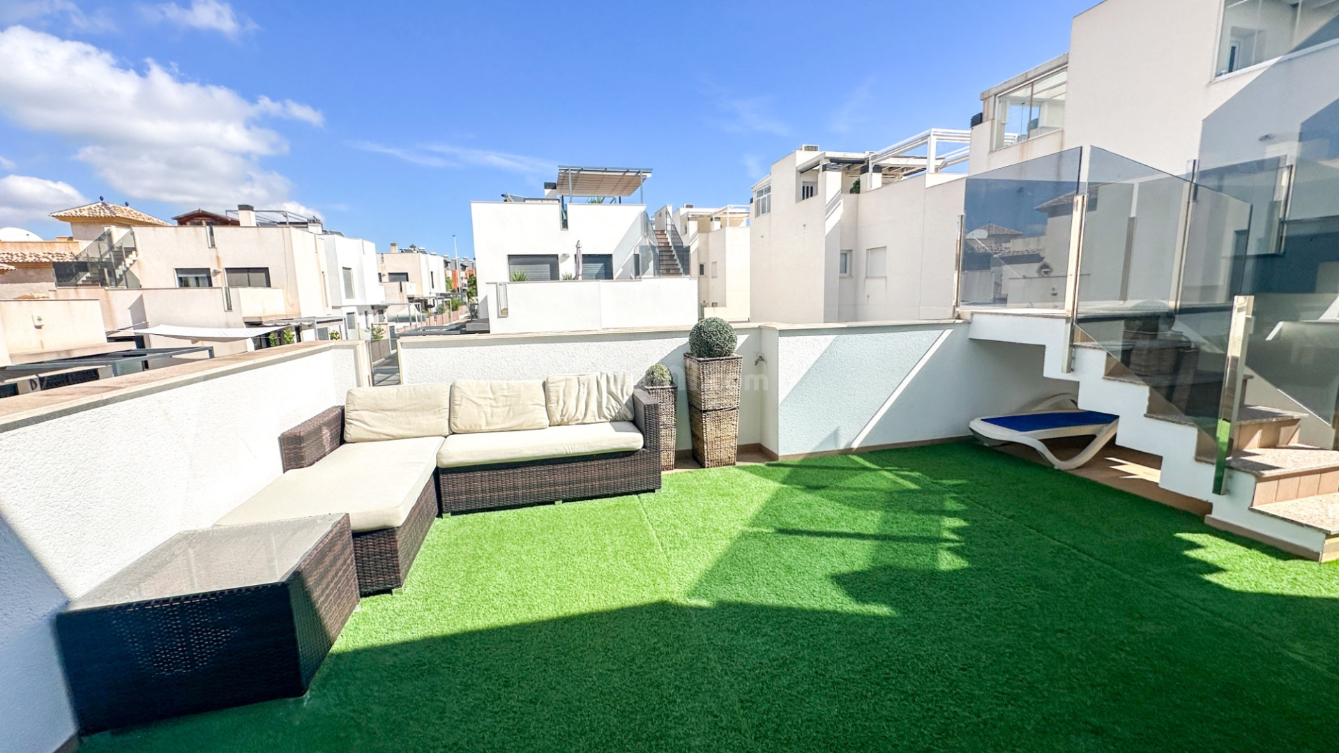 Resale - Villa -
Torrevieja