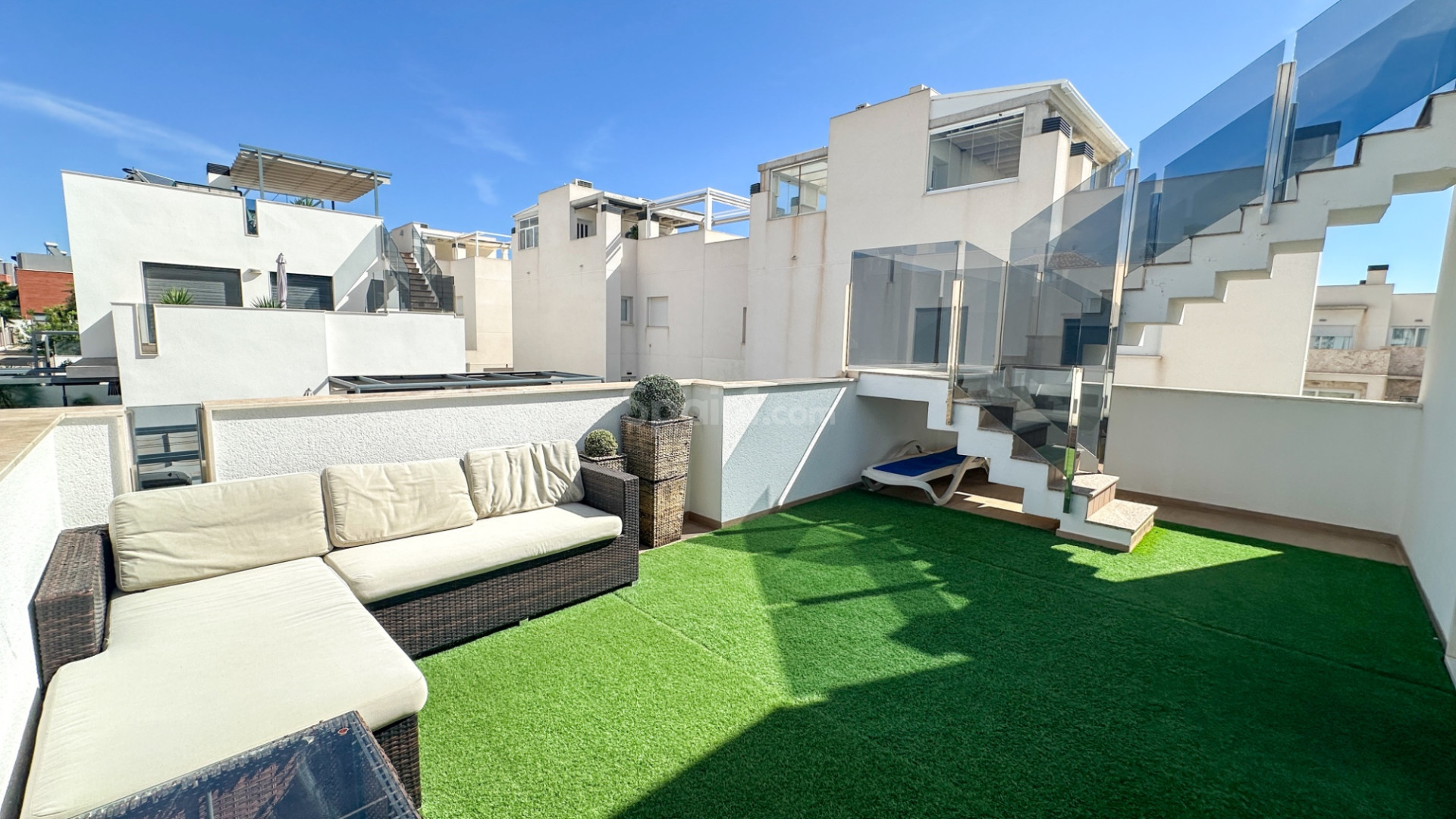 Resale - Villa -
Torrevieja