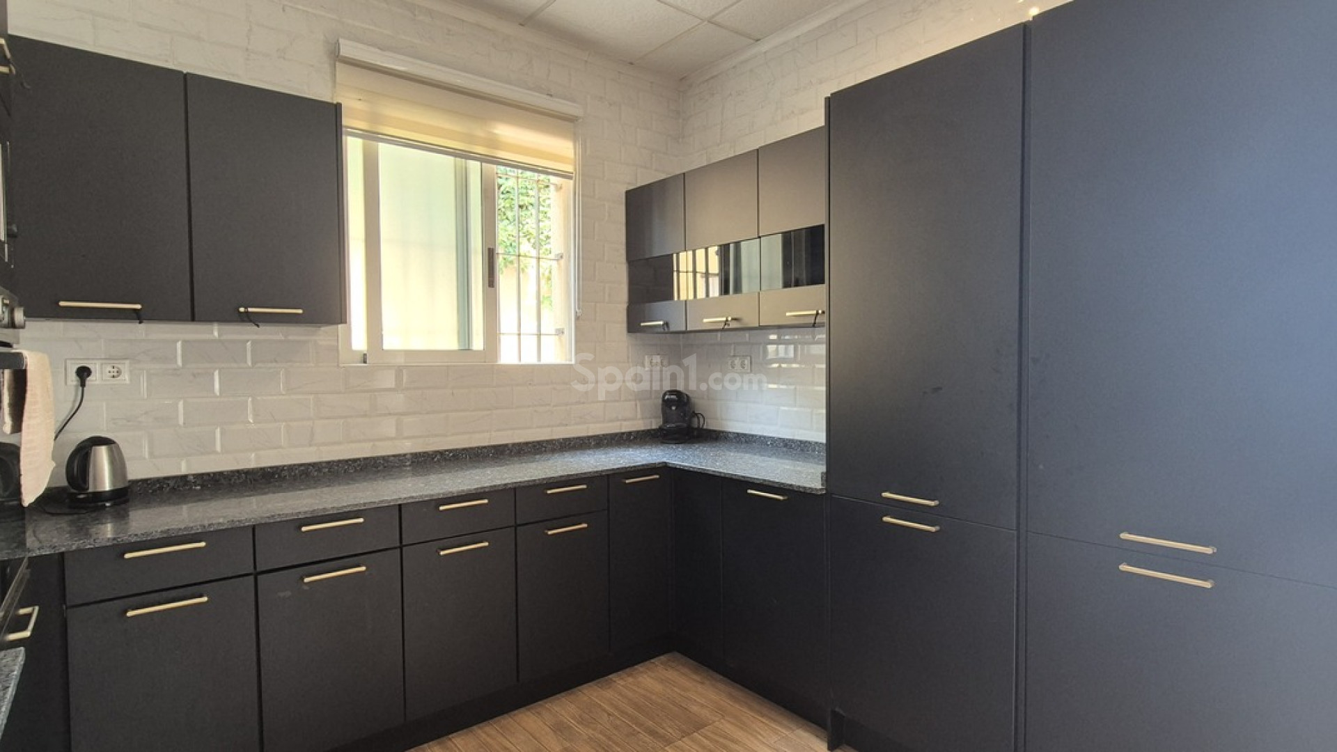 Resale - Villa -
Villamartín - Costa Blanca