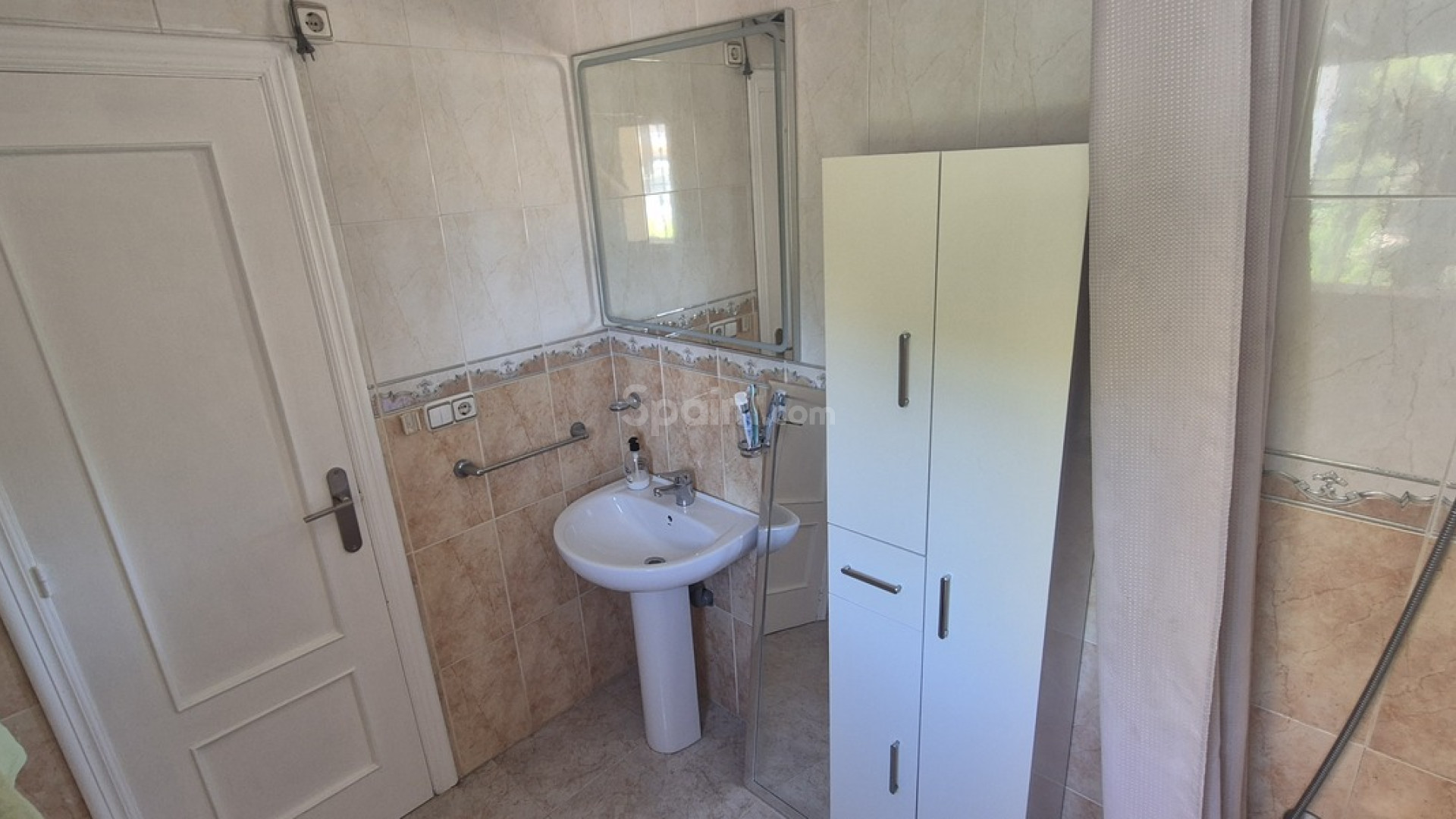 Resale - Villa -
Villamartín - Costa Blanca