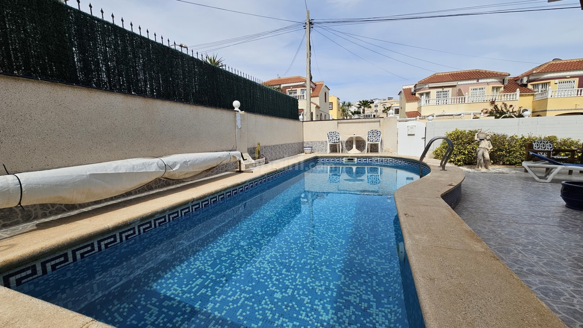 Resale - Villa -
Villamartín - Villamartin