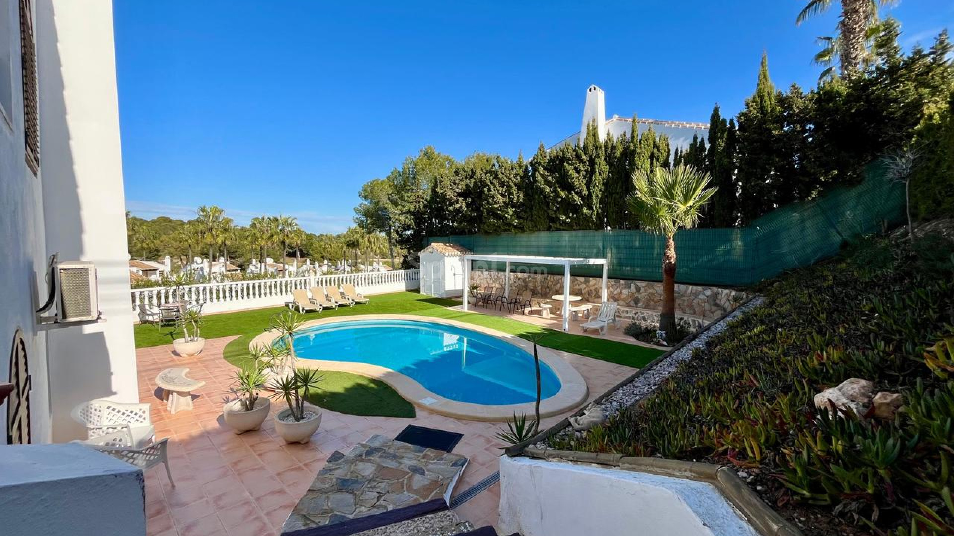 Resale - Villa -
Villamartín - Villamartin
