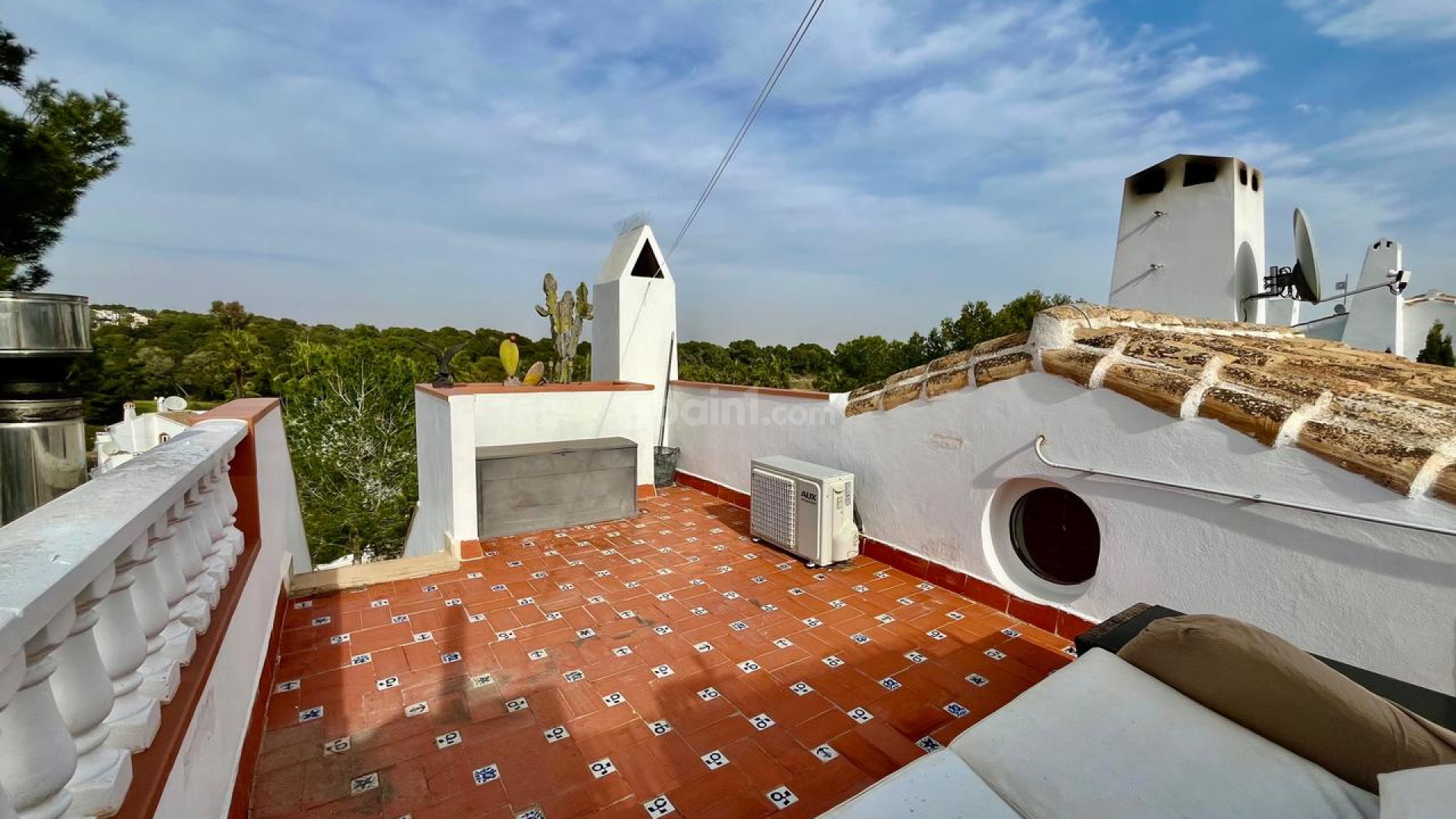 Resale - Villa -
Villamartín - Villamartin