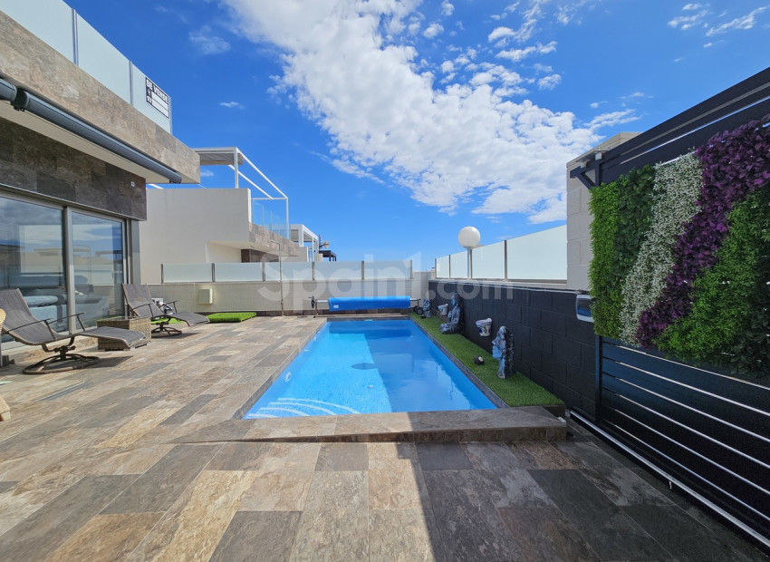Resale - Villa -
Villamartín - Villamartin