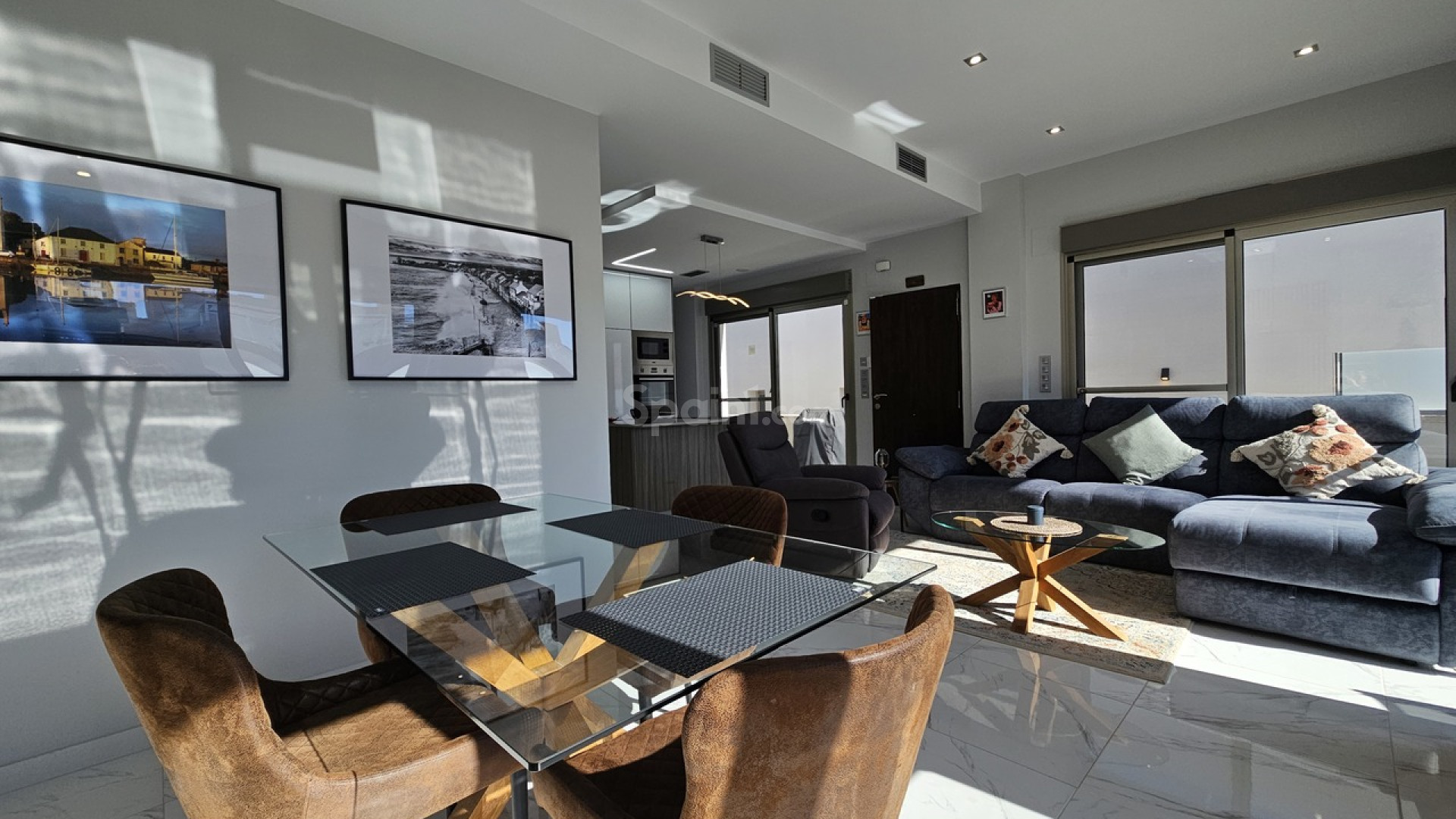 Resale - Villa -
Villamartín - Villamartin