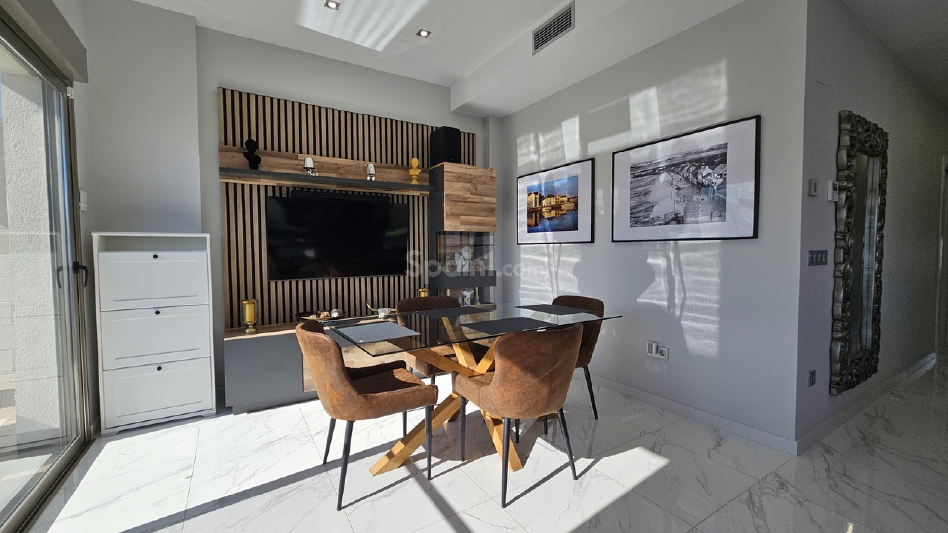 Resale - Villa -
Villamartín - Villamartin