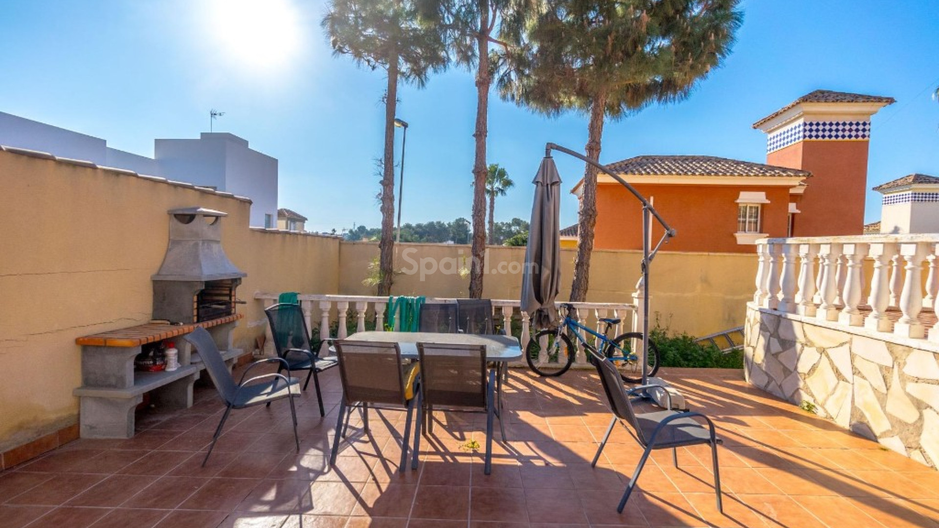 Resale - Villa -
Villamartín - Villamartin