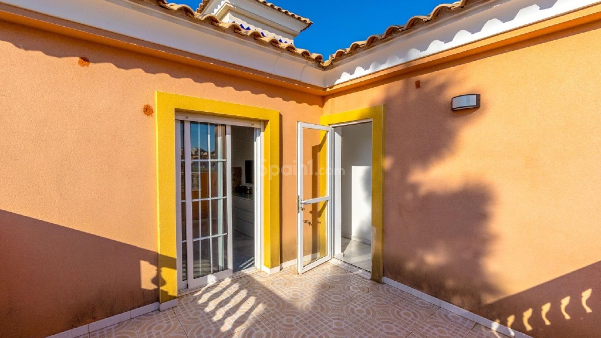 Resale - Villa -
Villamartín - Villamartin