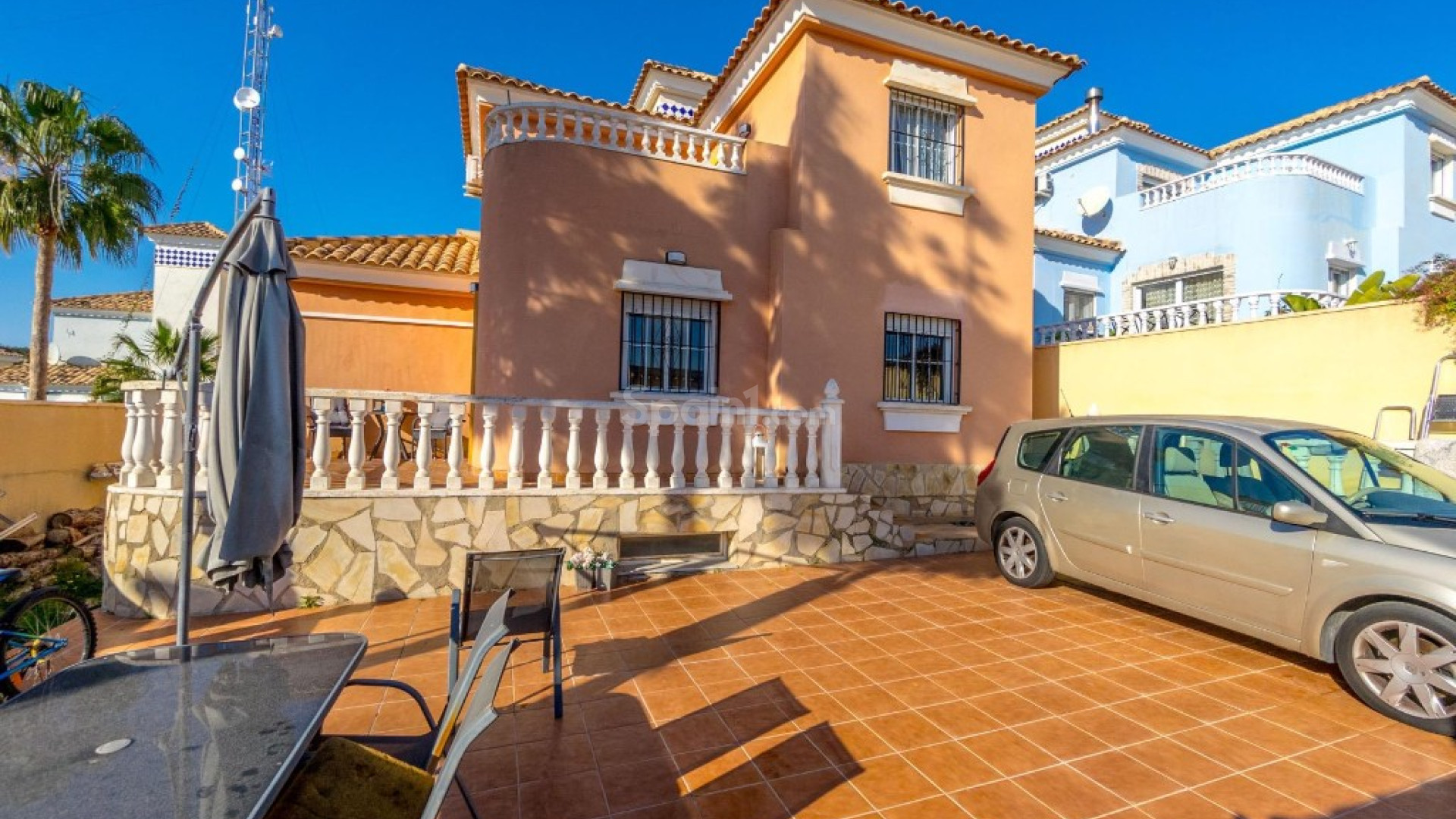 Resale - Villa -
Villamartín - Villamartin