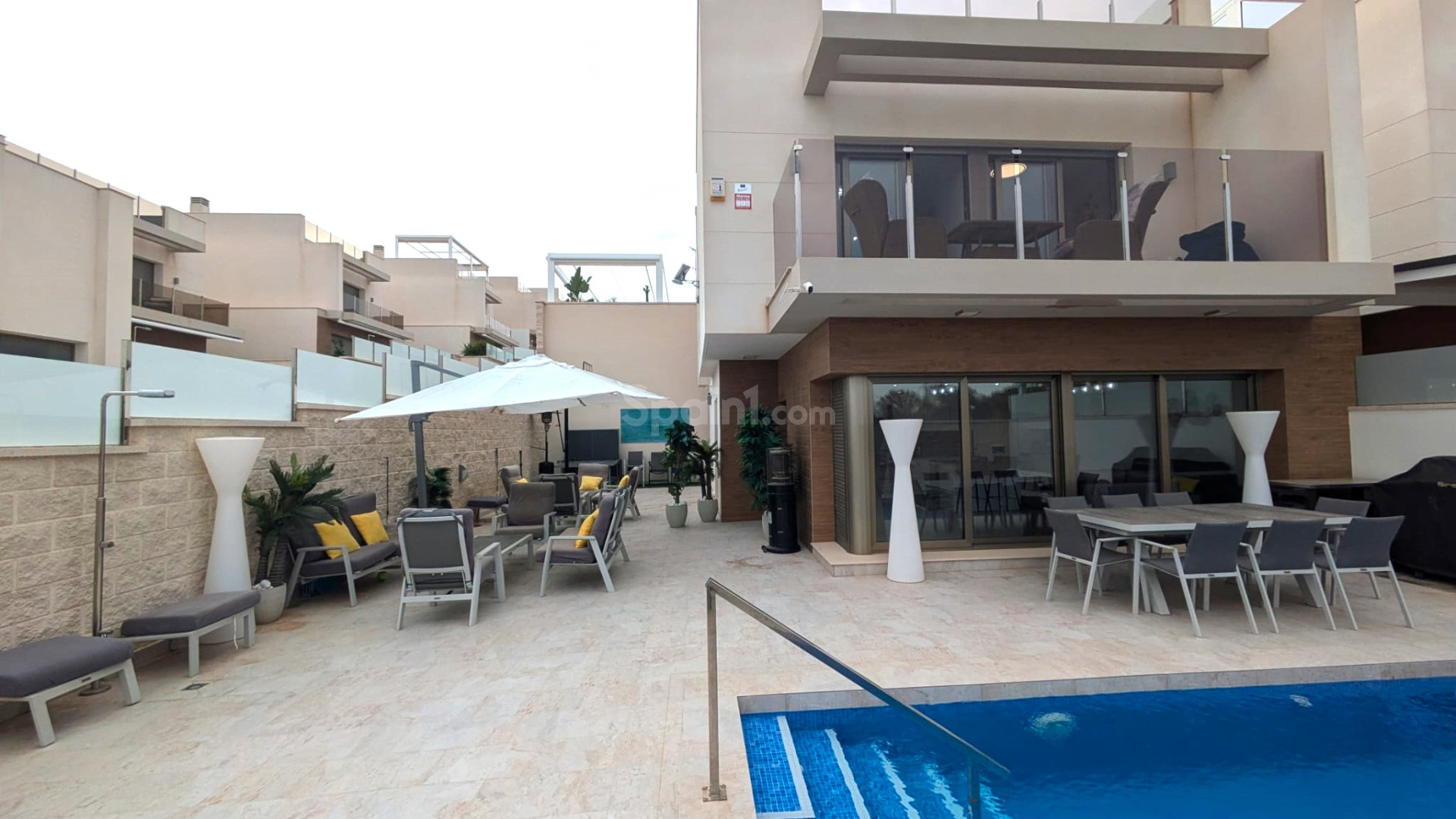 Resale - Villa -
Villamartín - Villamartin