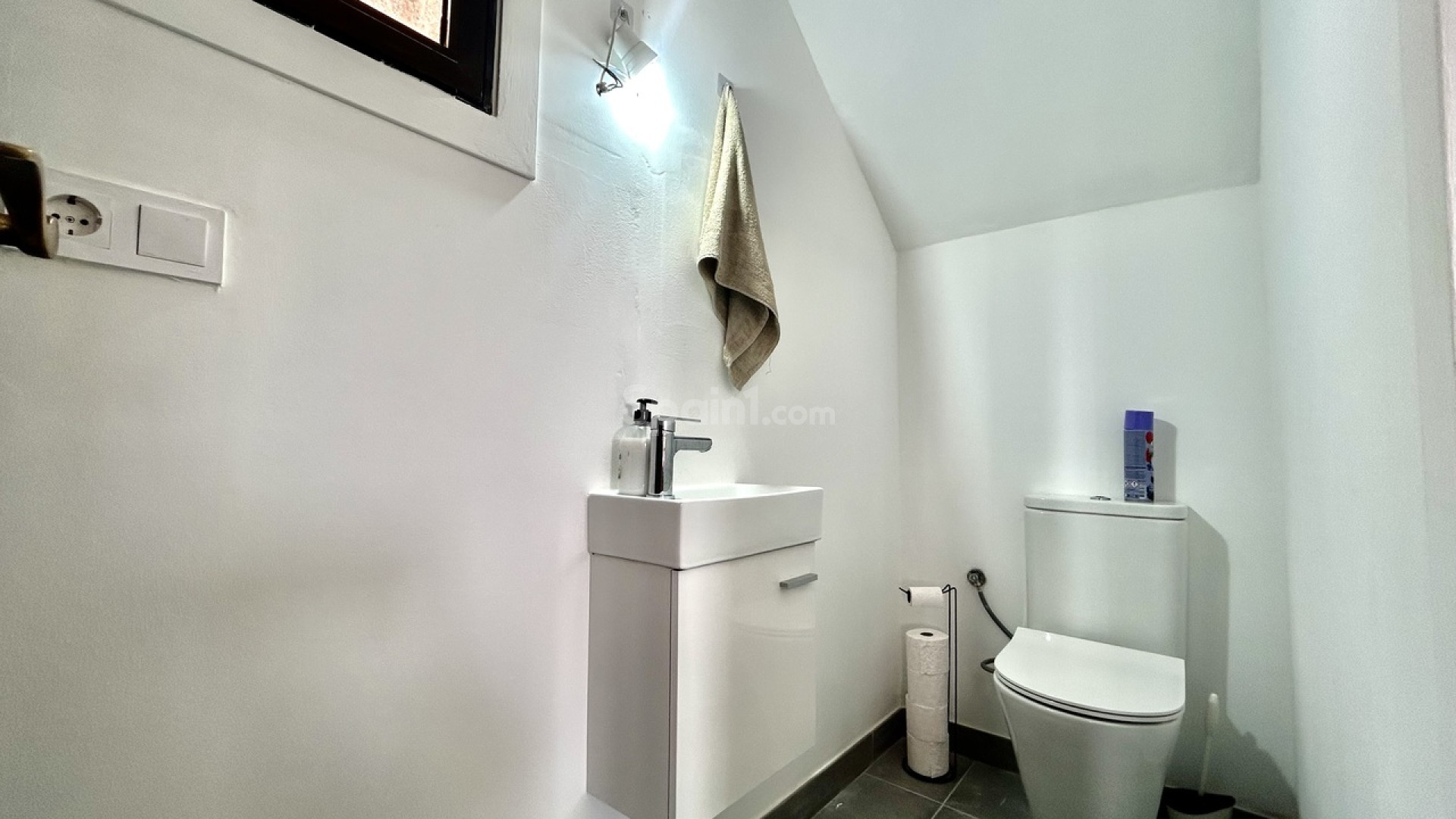 Resale - Villa -
Villamartín - Villamartin