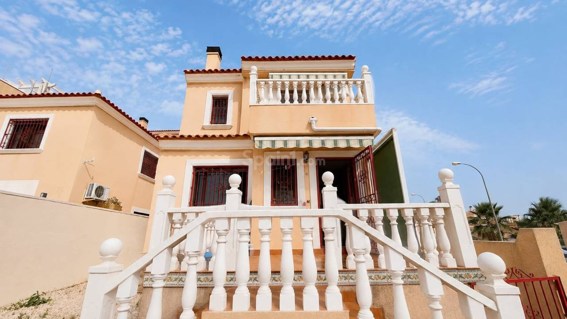 Resale - Villa -
Villamartín - Villamartin