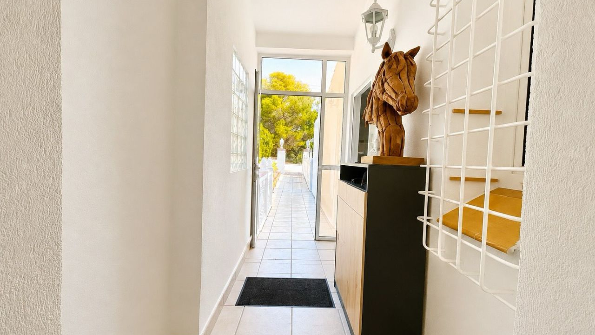 Resale - Villa -
Villamartín - Villamartin