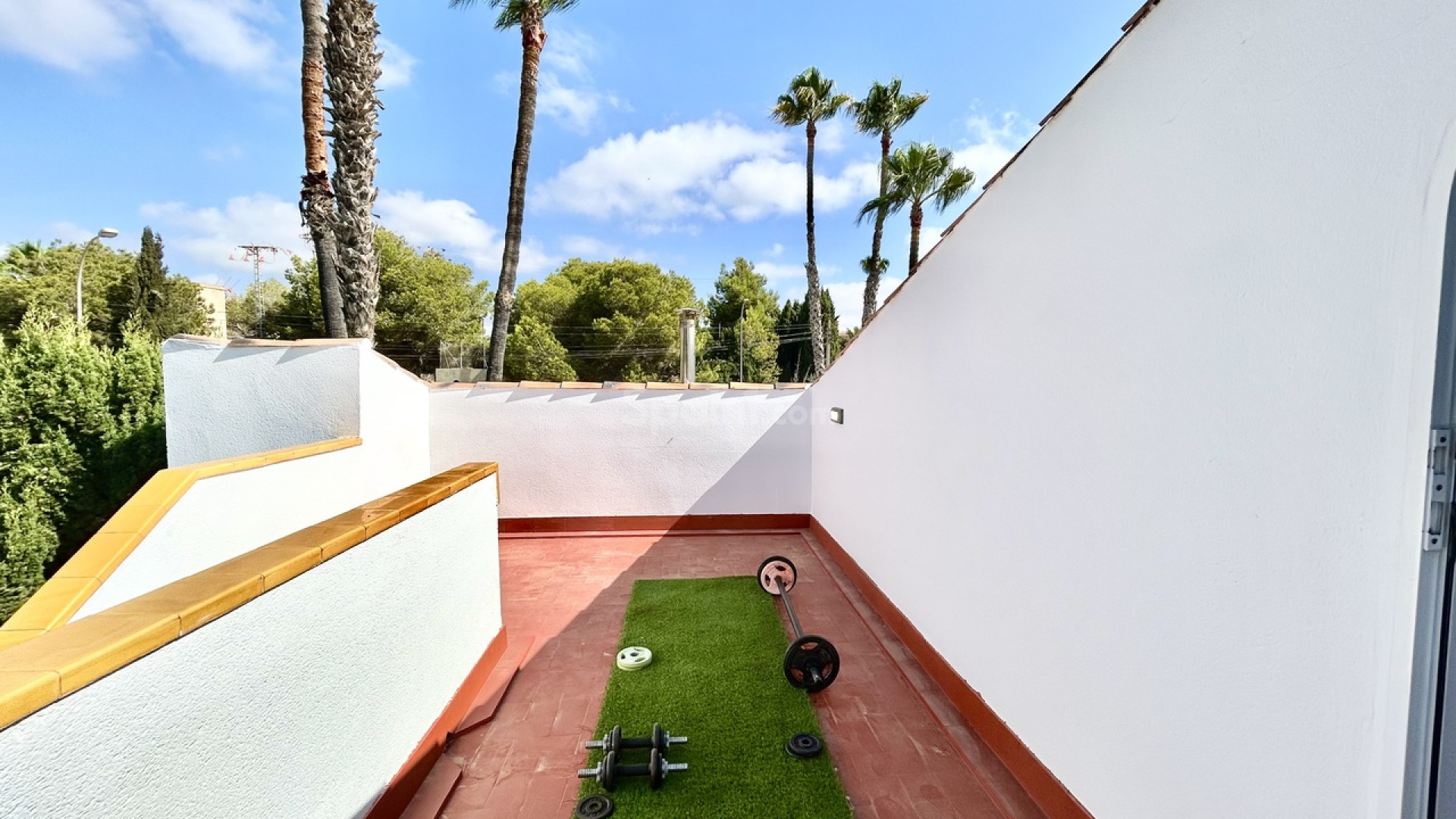 Resale - Villa -
Villamartín - Villamartin