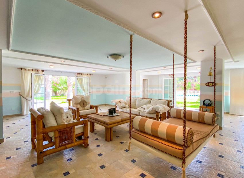Resale - Villa -
Villamartín - Villamartin