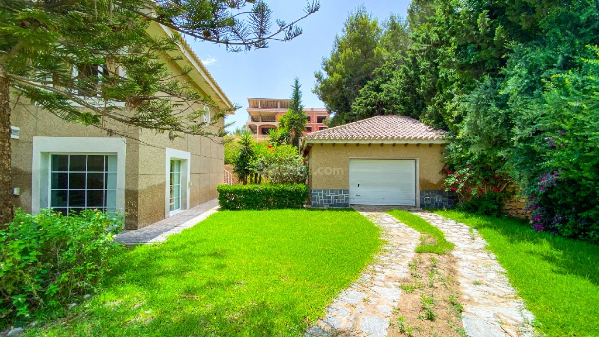 Resale - Villa -
Villamartín - Villamartin