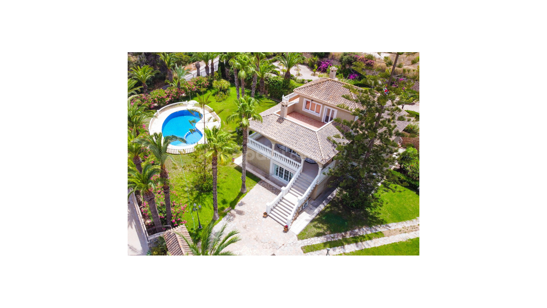 Resale - Villa -
Villamartín - Villamartin