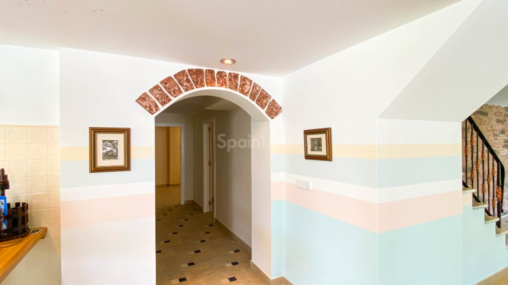 Resale - Villa -
Villamartín - Villamartin