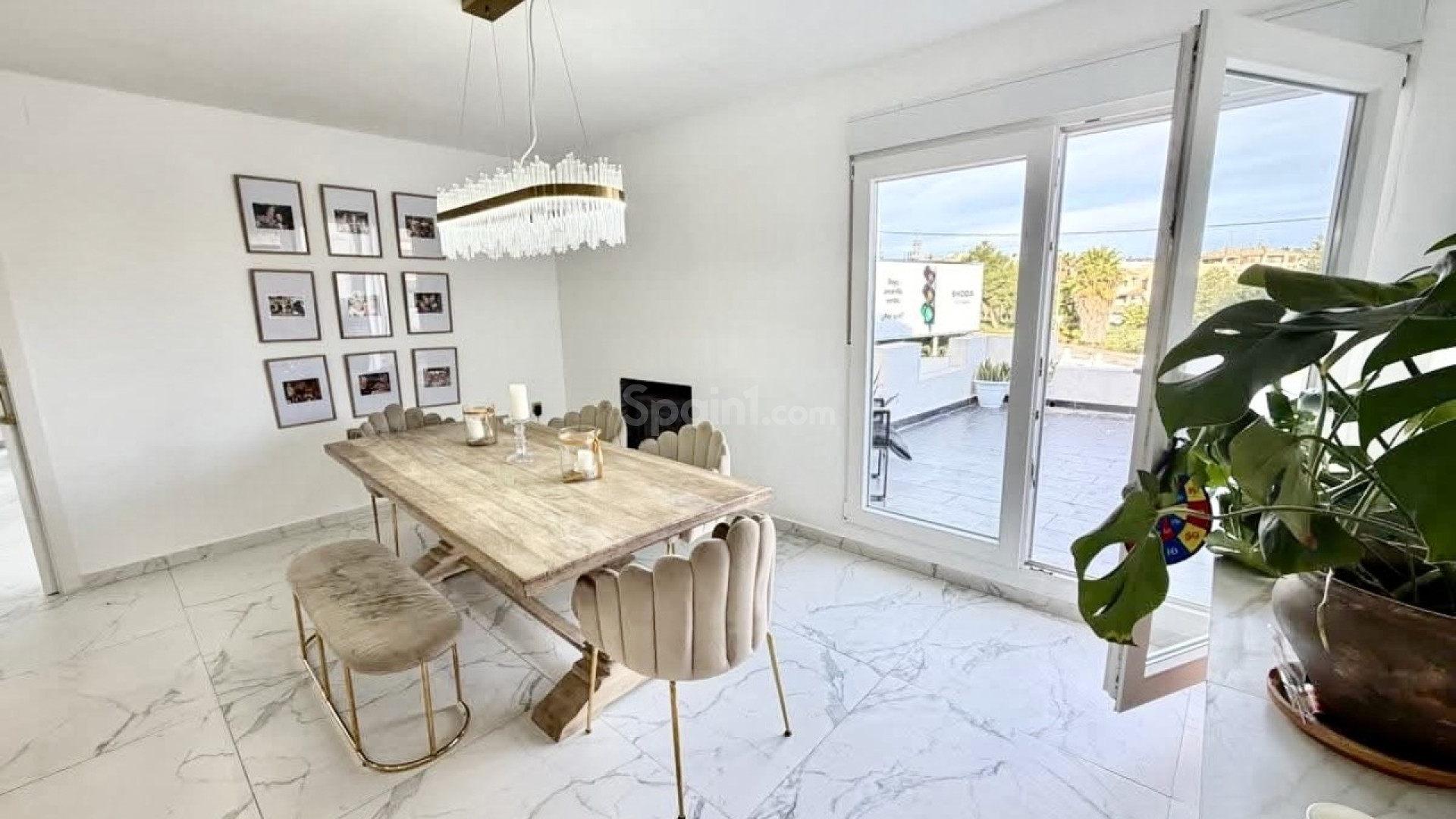 Resale - Villa -
Villamartín - Villamartin