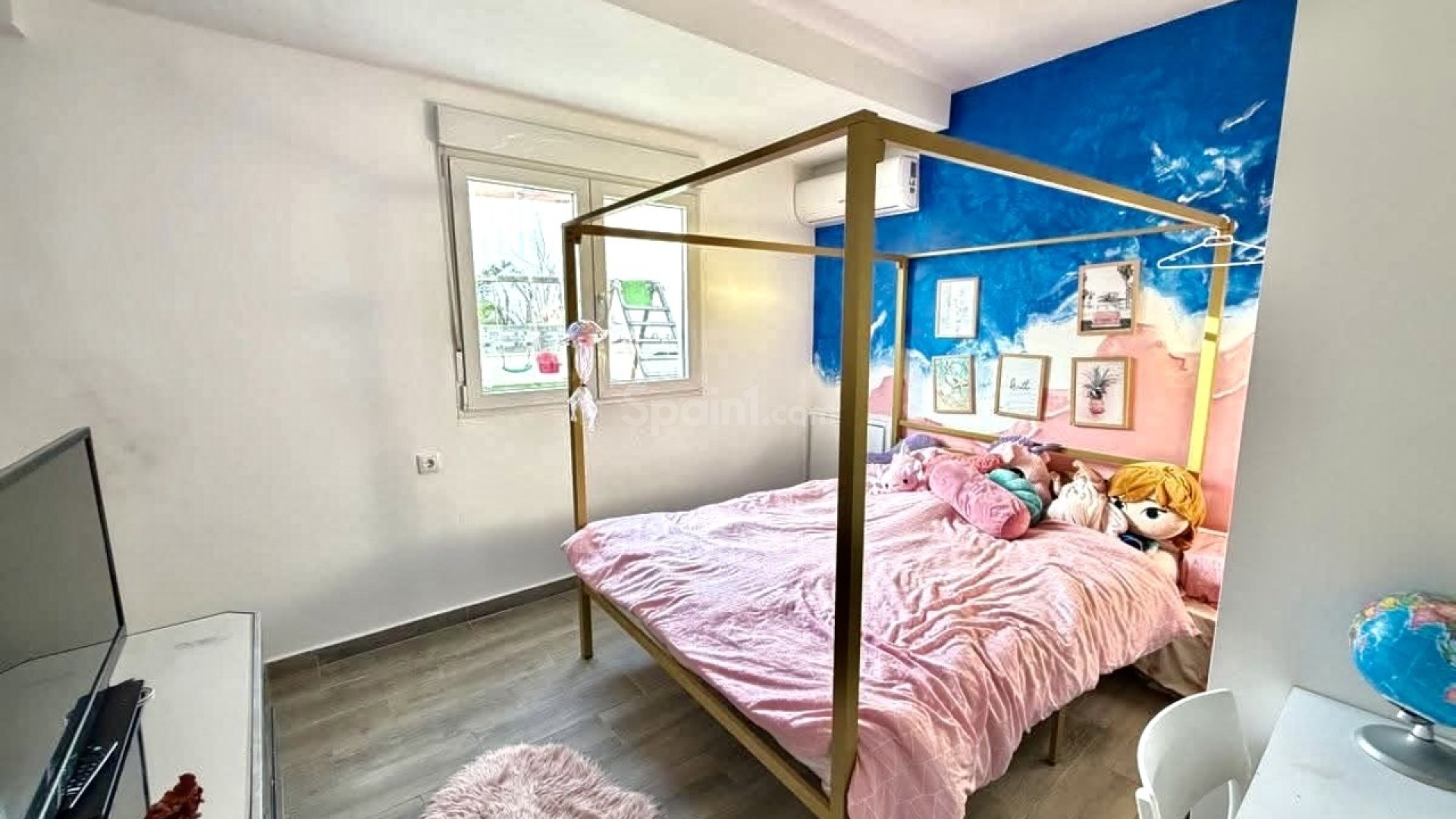 Resale - Villa -
Villamartín - Villamartin
