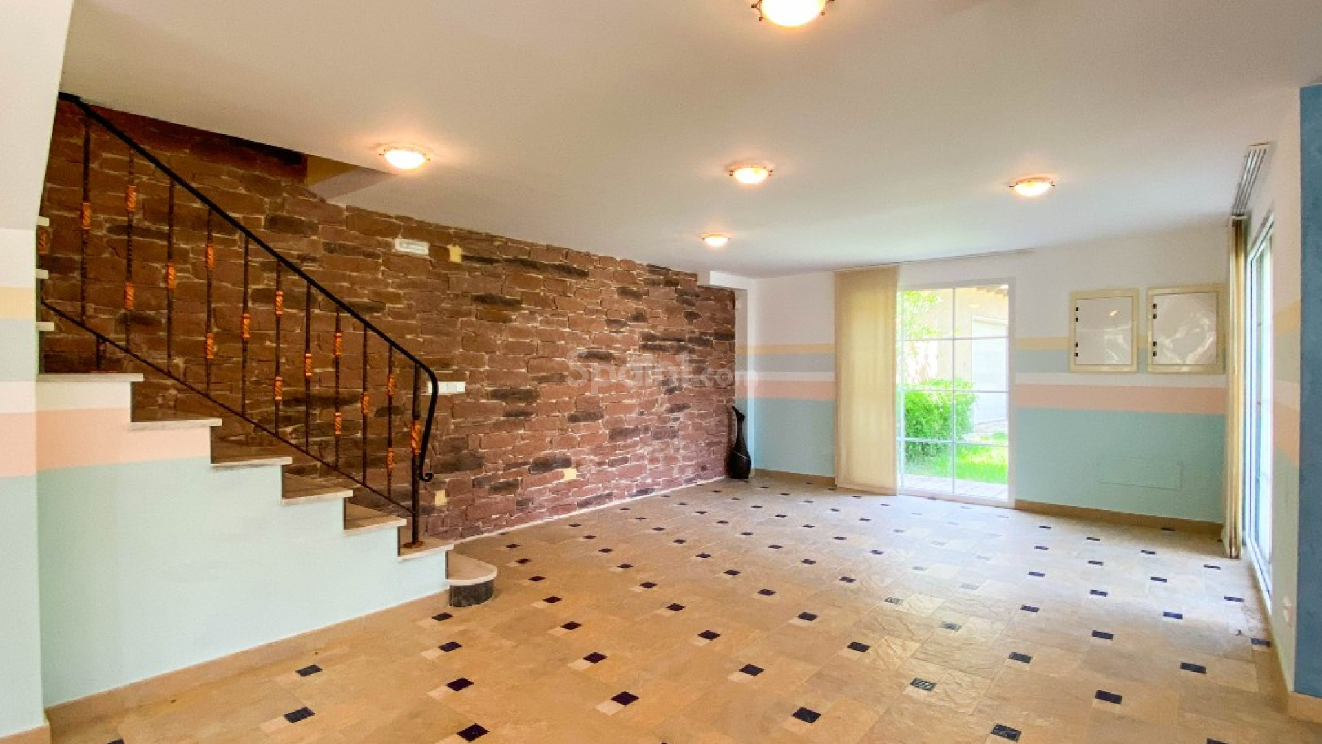 Resale - Villa -
Villamartin